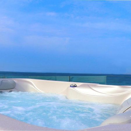 Beach Apartment Thalia With Hot Tub And Sea View Agios Prokopios  Luaran gambar