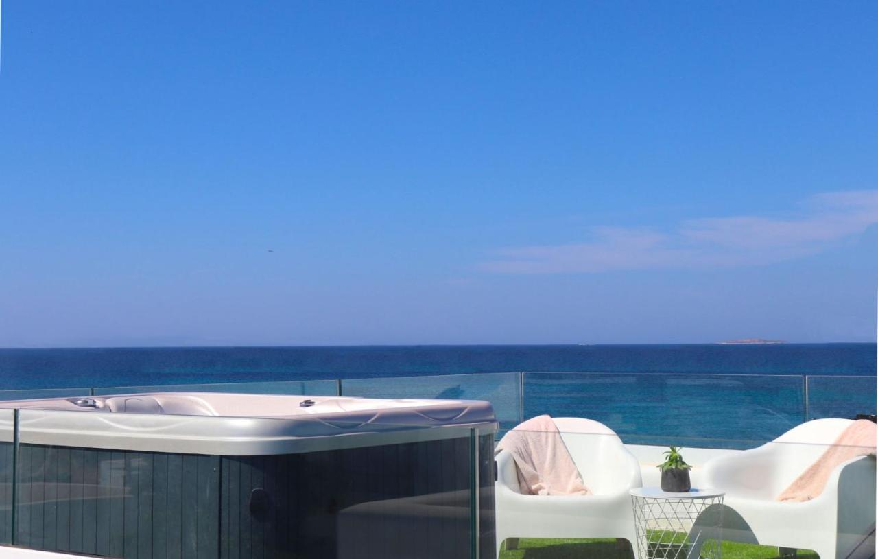 Beach Apartment Thalia With Hot Tub And Sea View Agios Prokopios  Luaran gambar